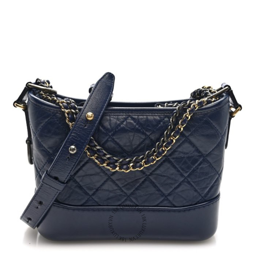 Túi Đeo Chéo Chanel Aged Calfskin Quilted Small Gabrielle Hobo Navy CDBC335