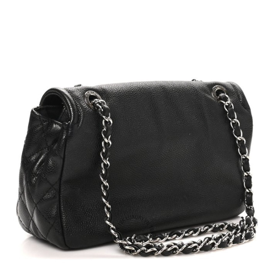 Túi Đeo Chéo Chanel Caviar Medium Timeless CC Flap Black CDBC322