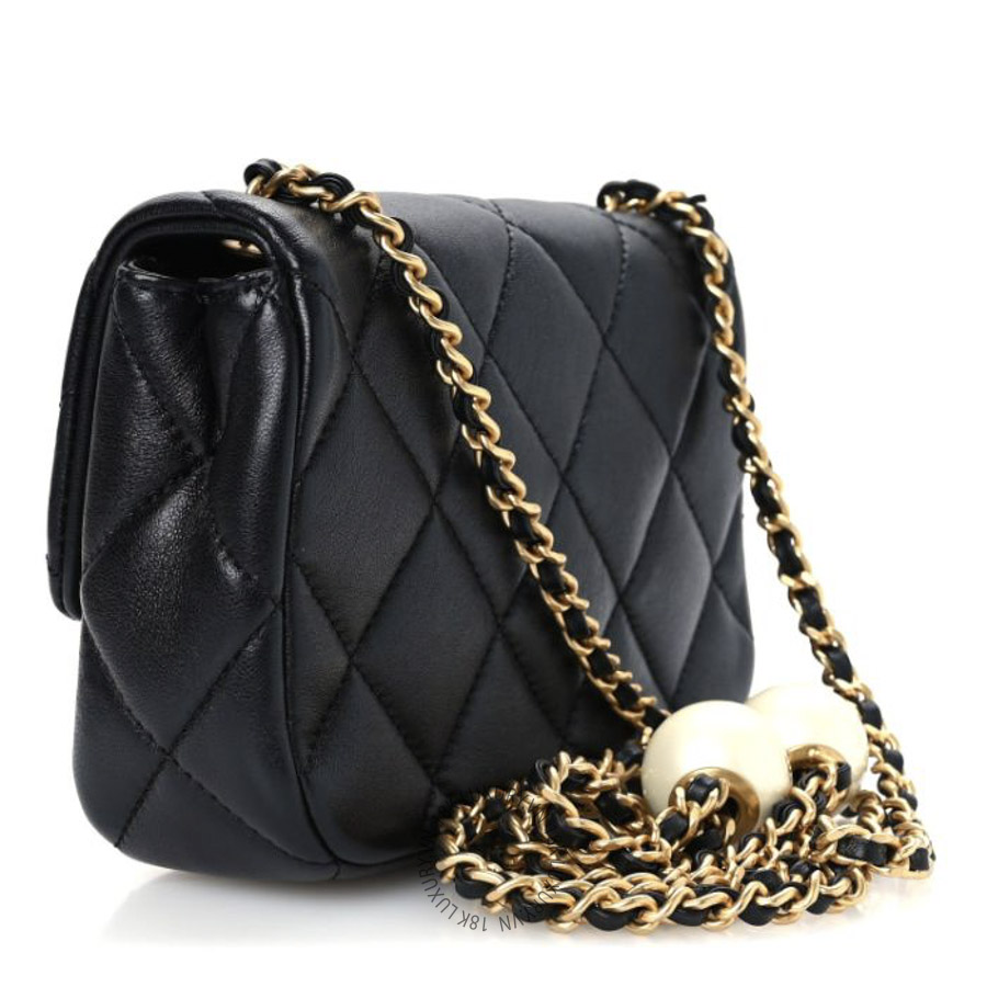 Túi Đeo Chéo Chanel Lambskin Pearl Quilted Mini Flap Black CDBC372