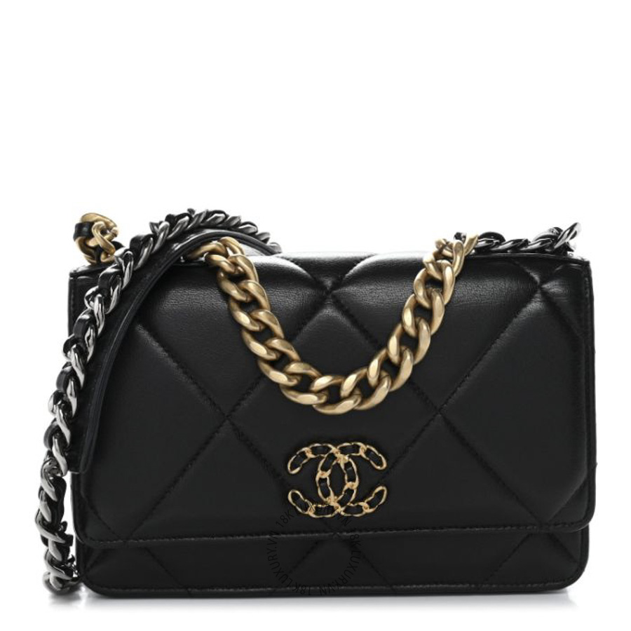 Túi Đeo Chéo Chanel Lambskin Quilted Chanel 19 Wallet On Chain WOC Black CDBC757