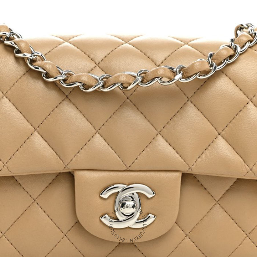 Túi Đeo Chéo Chanel Lambskin Quilted Mini Rectangular Flap Beige CDBC775 24 Túi Đeo Chéo Chanel Lambskin Quilted Mini Rectangular Flap Beige CDBC775
