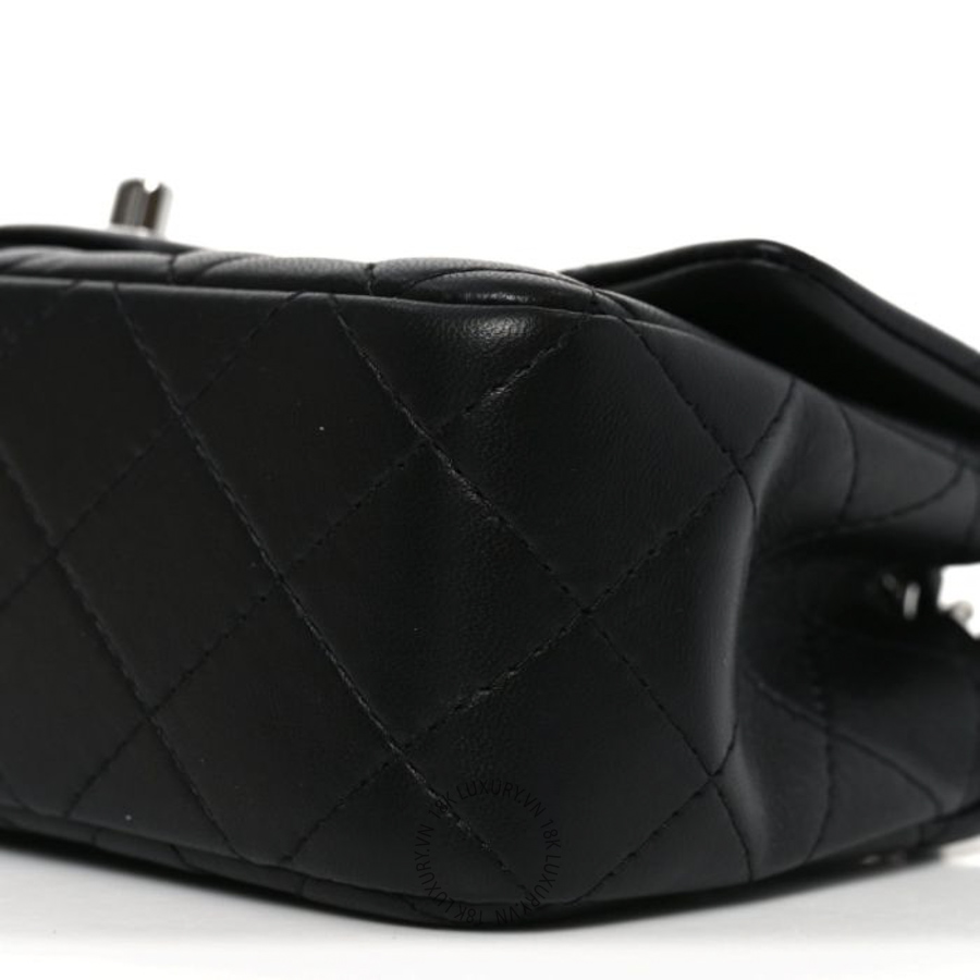 Túi Đeo Chéo Chanel Lambskin Quilted Mini Rectangular Flap Black CDBC047 22 Túi Đeo Chéo Chanel Lambskin Quilted Mini Rectangular Flap Black CDBC047