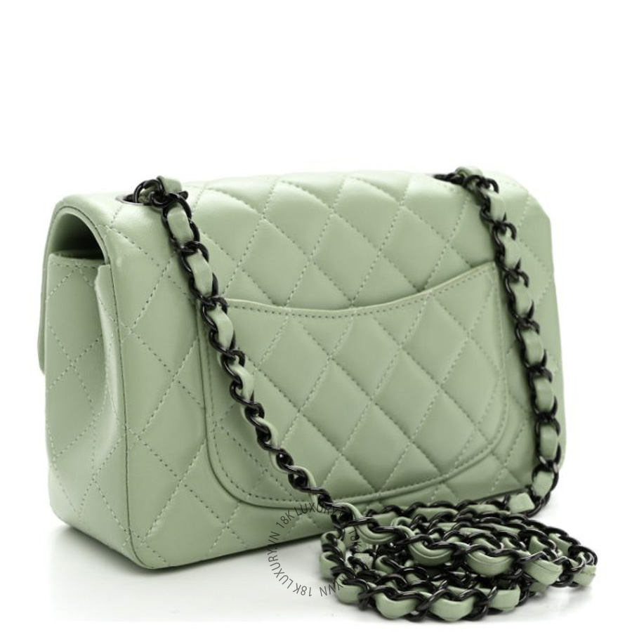 Túi Đeo Chéo Chanel Lambskin Quilted Mini Rectangular Flap Light Green CDBC352
