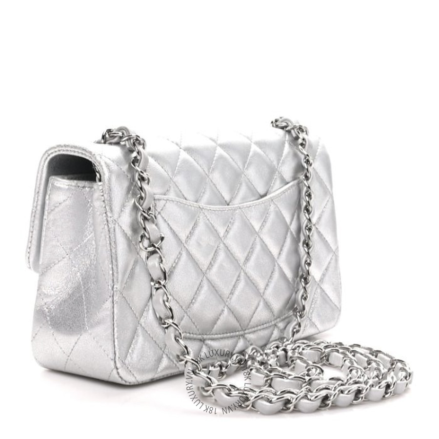 Túi Đeo Chéo Chanel Metallic Lambskin Quilted Mini Rectangular Flap Silver CDBC450