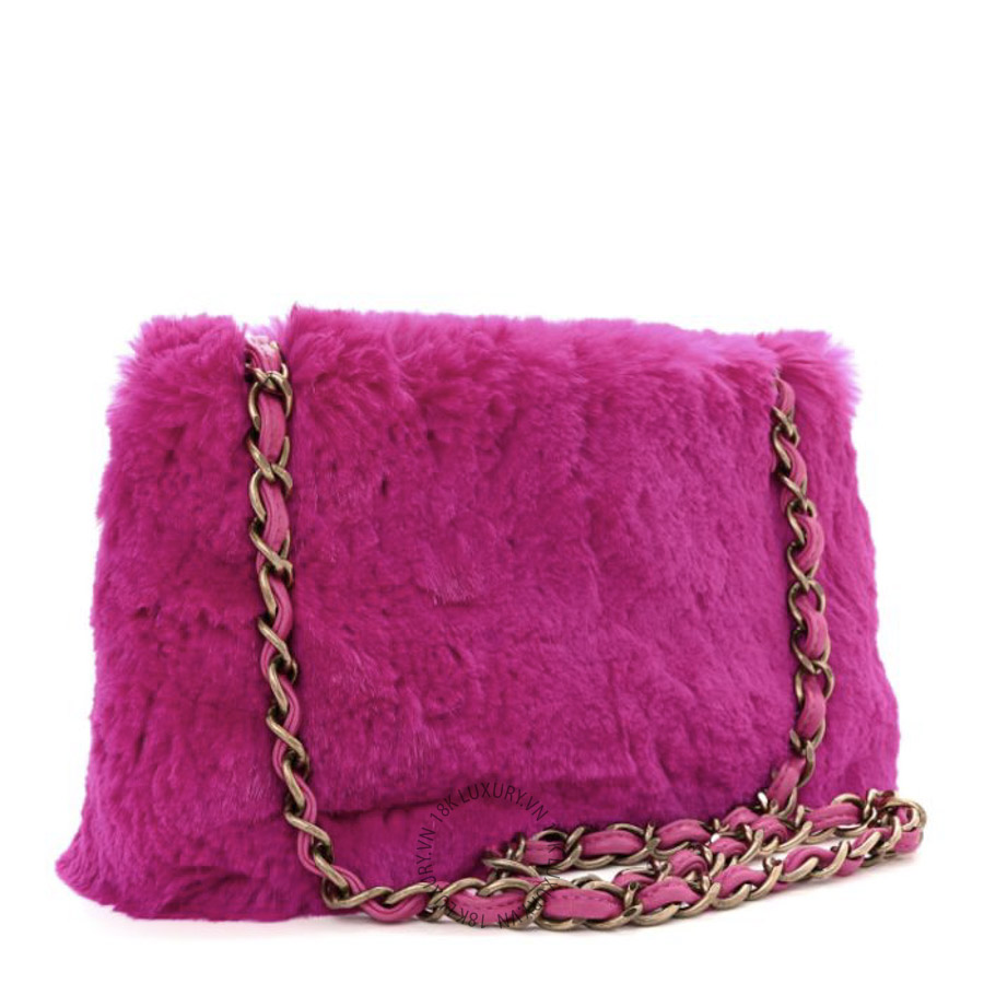 Túi Đeo Chéo Chanel Rabbit Fur Shoulder Bag Fuchsia CDBC608