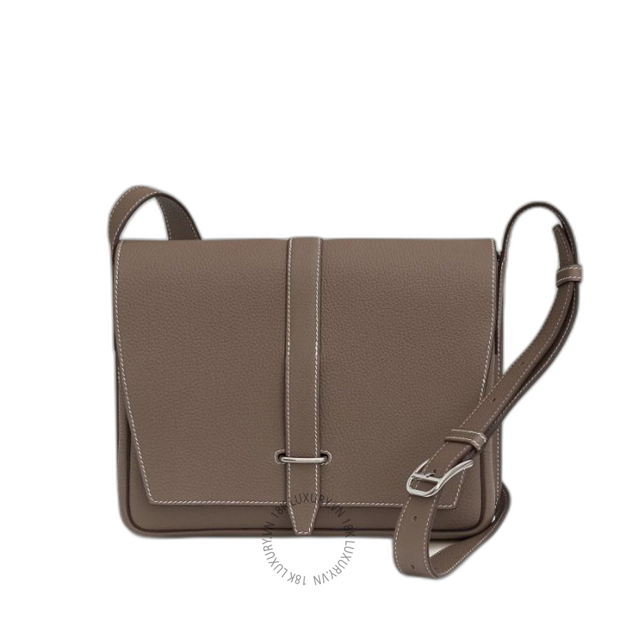 Túi Đeo Chéo Hermes Steve light junior messenger bag Étoupe H082119CK18 MHM040