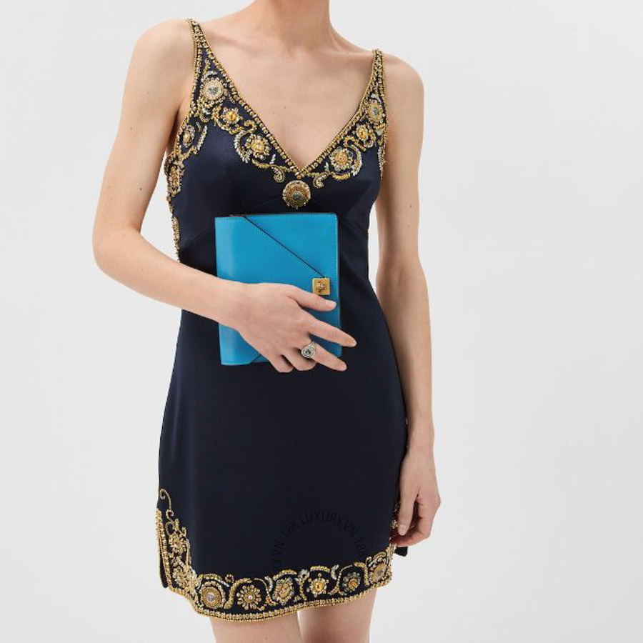 Túi Đeo Chéo Mini Versace Severine Leather Mini Bag 1023724-1A17453_DTU_UNICA_1UR5J VSC102 22 Túi Đeo Chéo Mini Versace Severine Leather Mini Bag 1023724-1A17453_DTU_UNICA_1UR5J VSC102