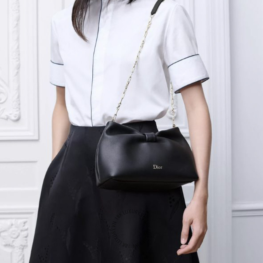 Túi Đeo Chéo Small Dior Bow Bag Màu Đen M0715OUQO_M900 AMXM099 16 Túi Đeo Chéo Small Dior Bow Bag Màu Đen M0715OUQO_M900 AMXM099