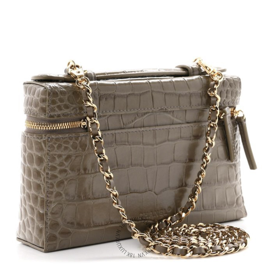 Túi Hộp Đeo Chéo Chanel Calfskin Crocodile Embossed Top Handle Trapeze Small Vanity Case With Chain Dark Khaki CDBC695