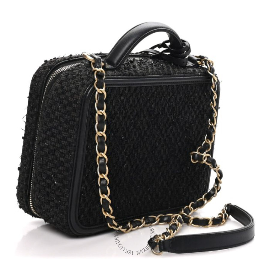 Túi Hộp Đeo Chéo Chanel Tweed Quilted Medium CC Filigree Vanity Case Black CDBC652