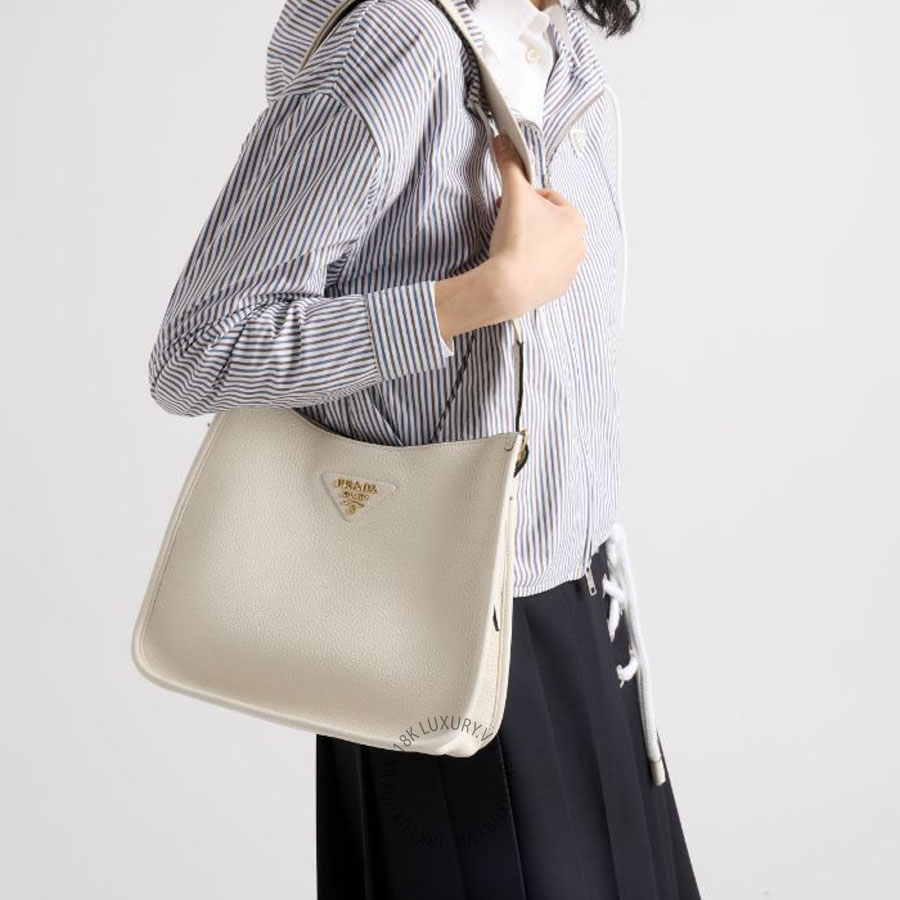 Túi kẹp nách Prada Medium leather bag 1BC073_2DKV_F02EU_V_7NO NTPR169