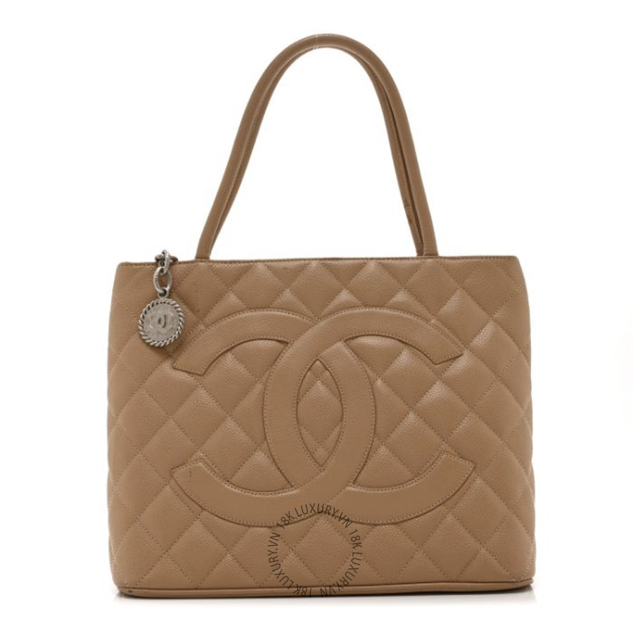 Túi Xách Chanel Caviar Quilted Medallion Tote Beige CDBC974