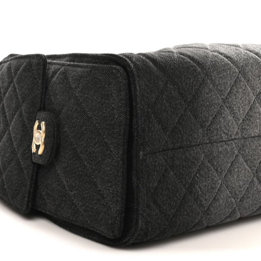 Túi Xách Chanel Washed Denim Quilted Small Chanel 25 Handbag Black CDBC580 19 Túi Xách Chanel Washed Denim Quilted Small Chanel 25 Handbag Black CDBC580