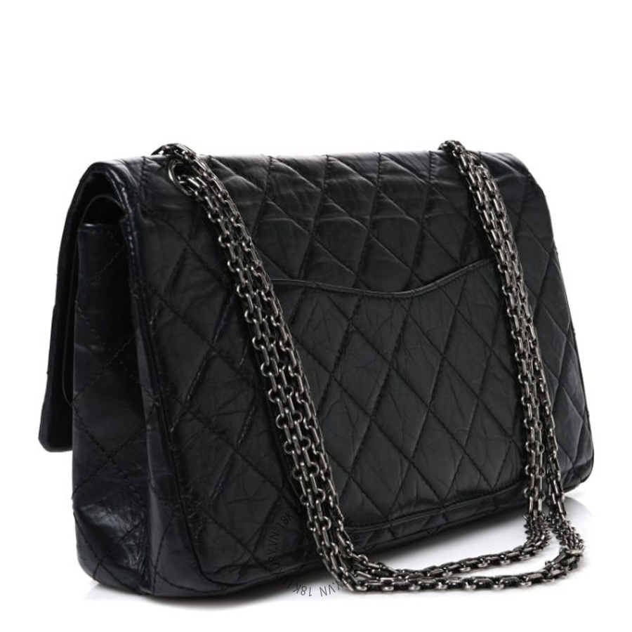 Túi Xách Đeo Chéo Chanel Aged Calfskin Quilted 2.55 Reissue 226 Flap Black CDBC858
