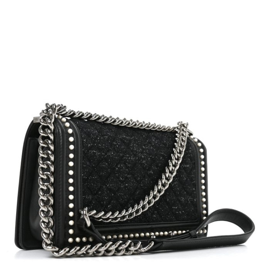 Túi Xách Đeo Chéo Chanel Calfskin Pearl Tweed Medium Boy Flap Black CDBC843