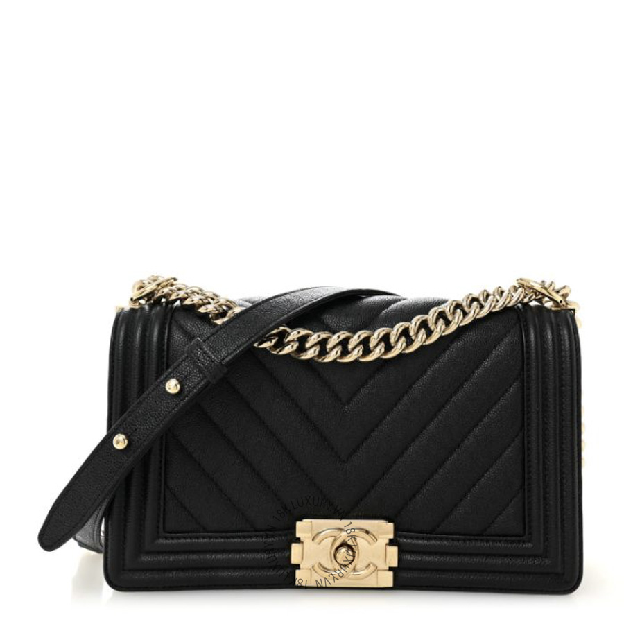 Túi Xách Đeo Chéo Chanel Caviar Chevron Quilted Medium Boy Flap Black CDBC513