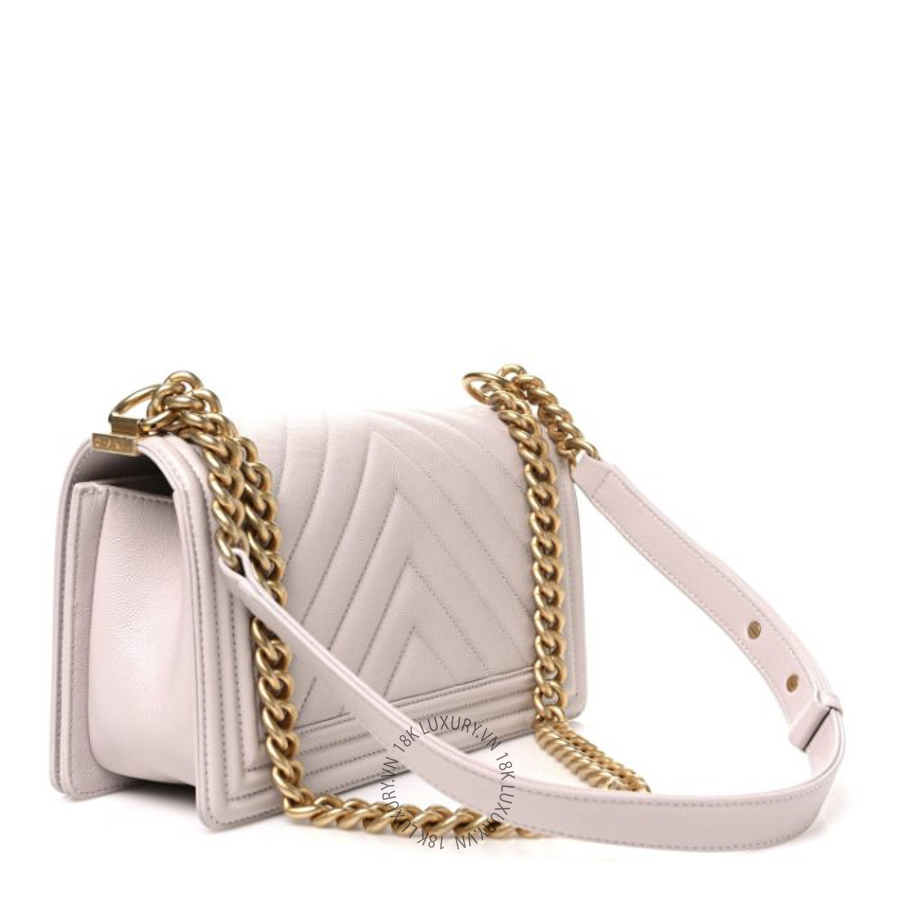 Túi Xách Đeo Chéo Chanel Caviar Chevron Quilted Medium Boy Flap Light Pink CDBC941