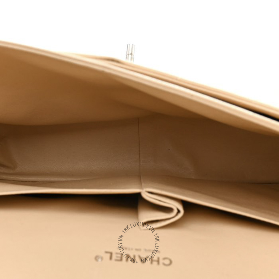 Túi Xách Đeo Chéo Chanel Caviar Quilted Jumbo Double Flap Light Beige CDBC185 17 Túi Xách Đeo Chéo Chanel Caviar Quilted Jumbo Double Flap Light Beige CDBC185