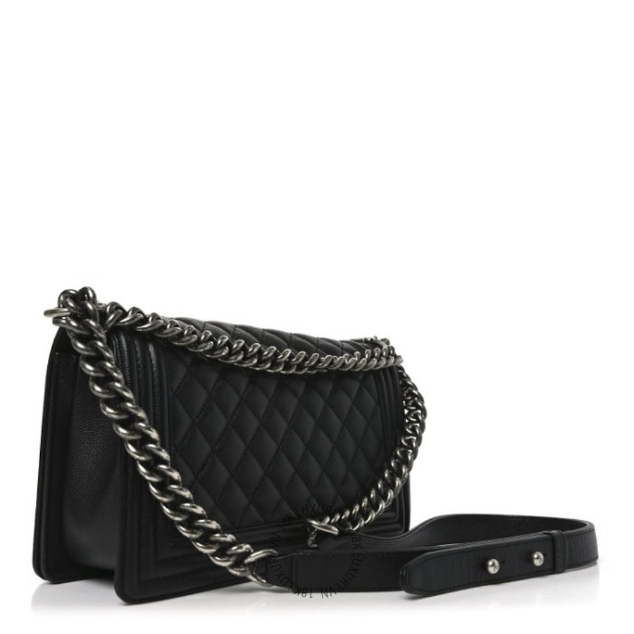 Túi Xách Đeo Chéo Chanel Caviar Quilted Medium Boy Flap Black CDBC314