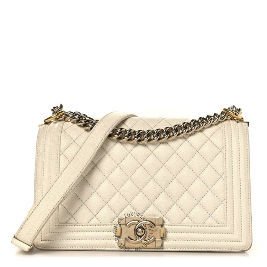 Túi Xách Đeo Chéo Chanel Caviar Quilted Medium Boy Flap White CDBC1103
