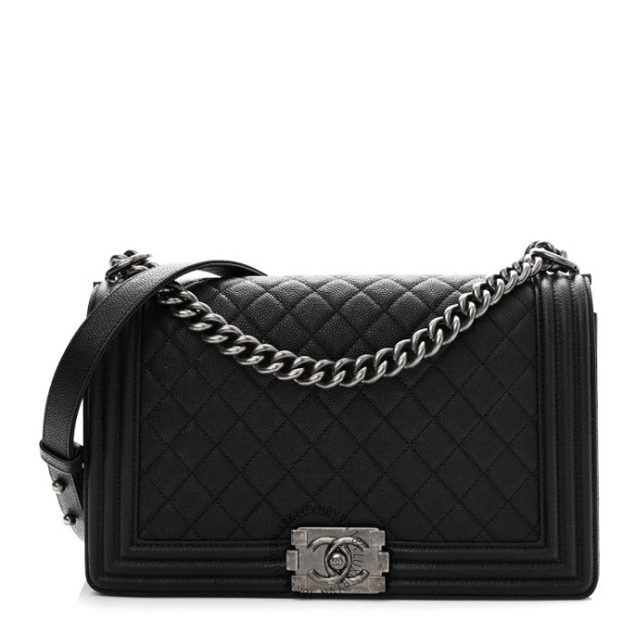 Túi Xách Đeo Chéo Chanel Caviar Quilted New Medium Boy Flap Black CDBC039