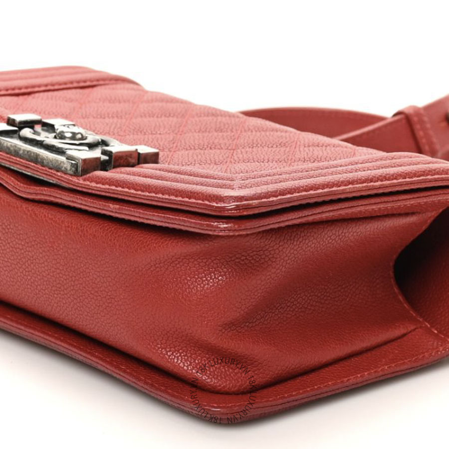 Túi Xách Đeo Chéo Chanel Caviar Quilted Small Boy Flap Dark Red CDBC331 20 Túi Xách Đeo Chéo Chanel Caviar Quilted Small Boy Flap Dark Red CDBC331