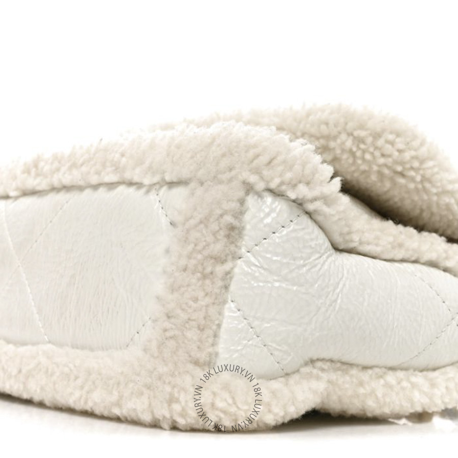 Túi Xách Đeo Chéo Chanel Crumpled Calfskin Shearling Sheepskin Medium Chanel 19 Flap White CDBC524 20 Túi Xách Đeo Chéo Chanel Crumpled Calfskin Shearling Sheepskin Medium Chanel 19 Flap White CDBC524