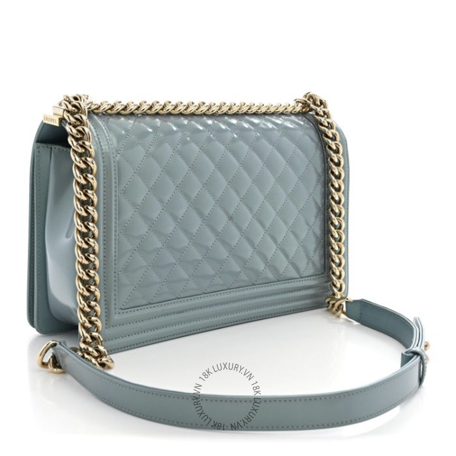 Túi Xách Đeo Chéo Chanel Iridescent Glazed Calfskin Quilted New Medium Boy Flap Light Blue CDBC1123