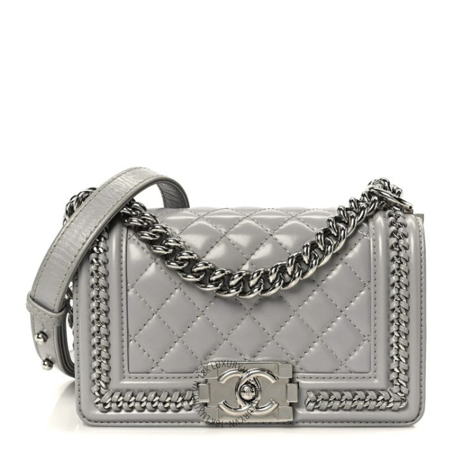 Túi Xách Đeo Chéo Chanel Iridescent Lambskin Quilted Small Chain Around Boy Flap Grey CDBC915