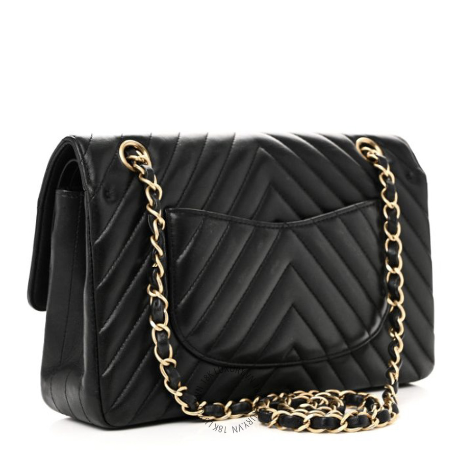 Túi Xách Đeo Chéo Chanel Lambskin Chevron Quilted Medium Double Flap Black CDBC110
