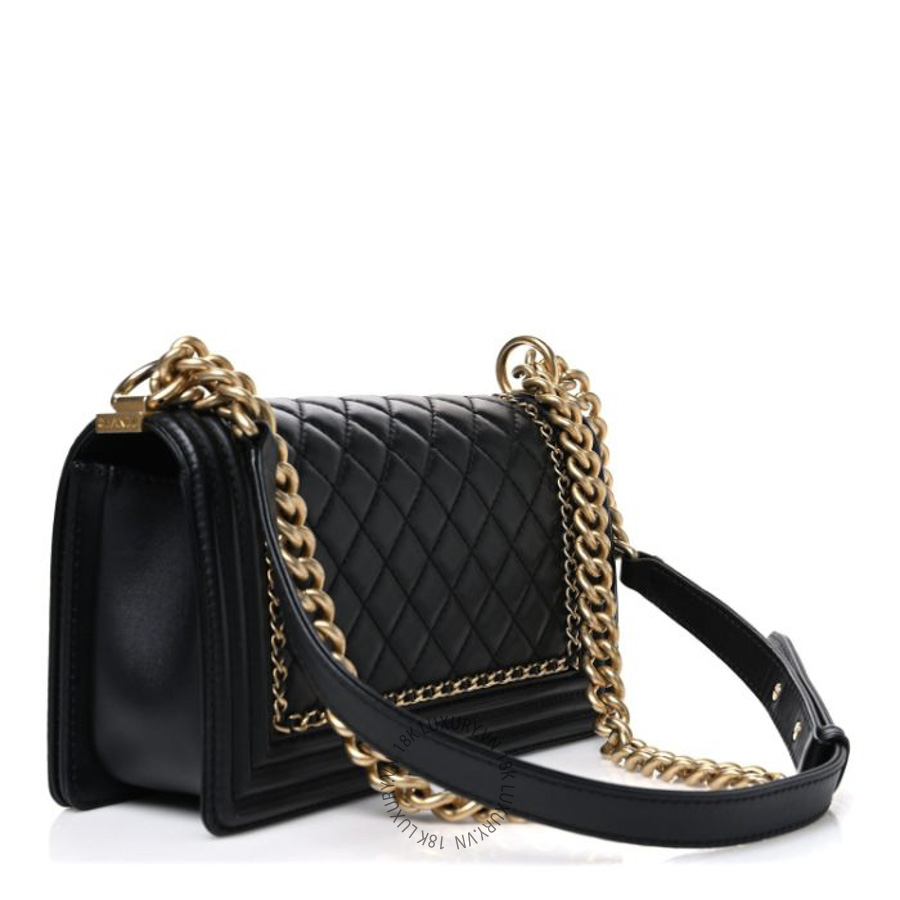 Túi Xách Đeo Chéo Chanel Lambskin Quilted Medium Chain Around Boy Flap Black CDBC864