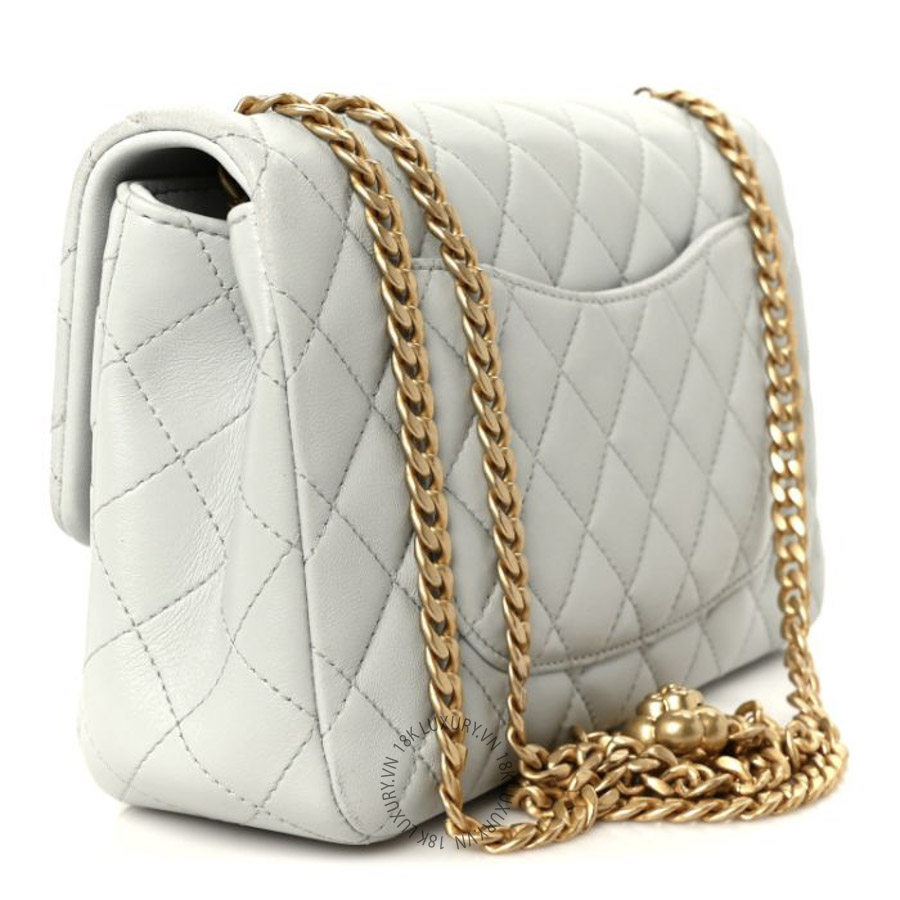Túi Xách Đeo Chéo Chanel Lambskin Quilted Small Sweet Camellia Flap Light Blue CDBC924