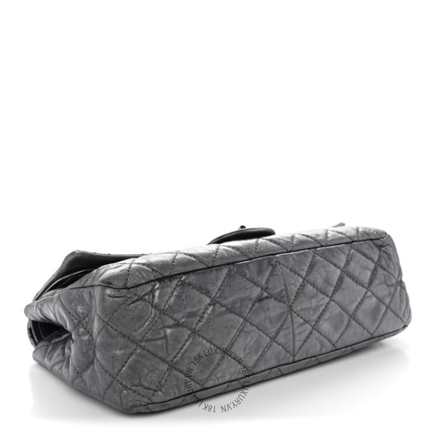 Túi Xách Đeo Chéo Chanel Metallic Aged Calfskin Quilted 2.55 Reissue 227 Flap Dark Silver CDBC495 16 Túi Xách Đeo Chéo Chanel Metallic Aged Calfskin Quilted 2.55 Reissue 227 Flap Dark Silver CDBC495