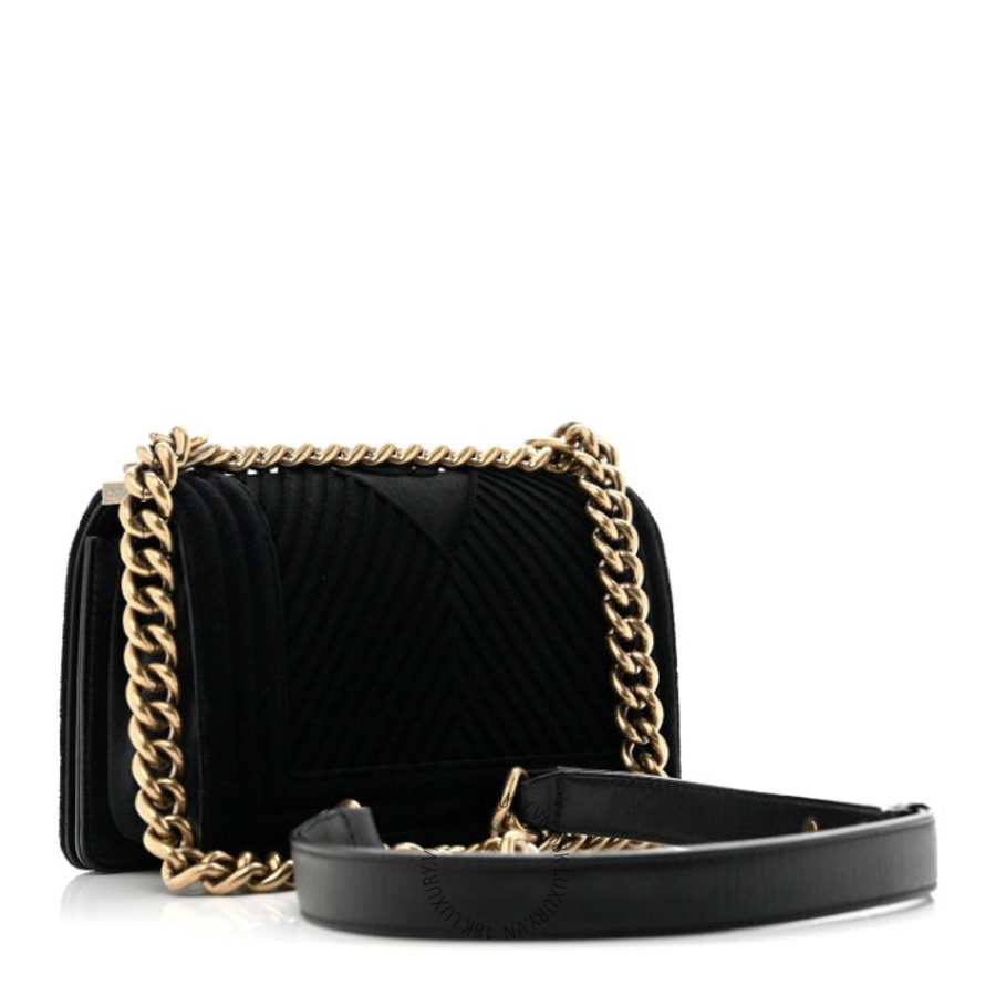 Túi Xách Đeo Chéo Chanel Velvet Chevron Quilted Small Boy Flap Black CDBC986
