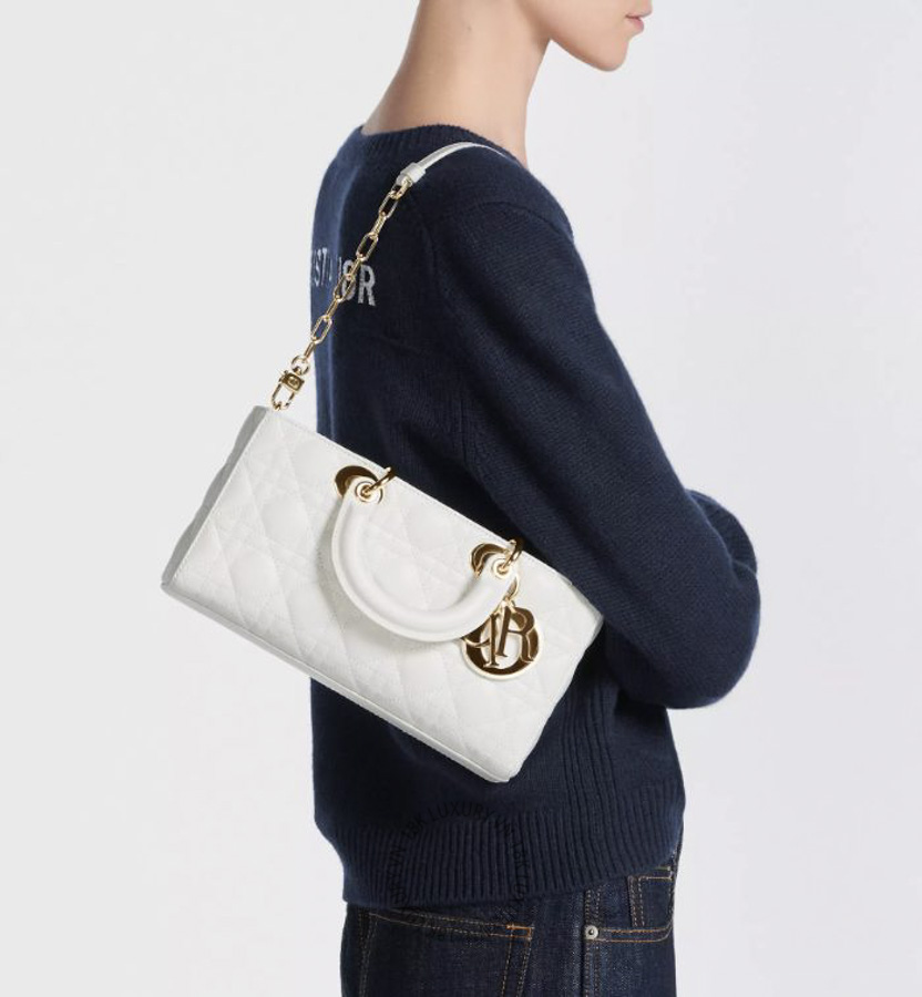 Túi Xách Đeo Chéo Medium Lady D-Joy Bag Latte Cannage Lambskin M0540ONGE_M030 AMXM289