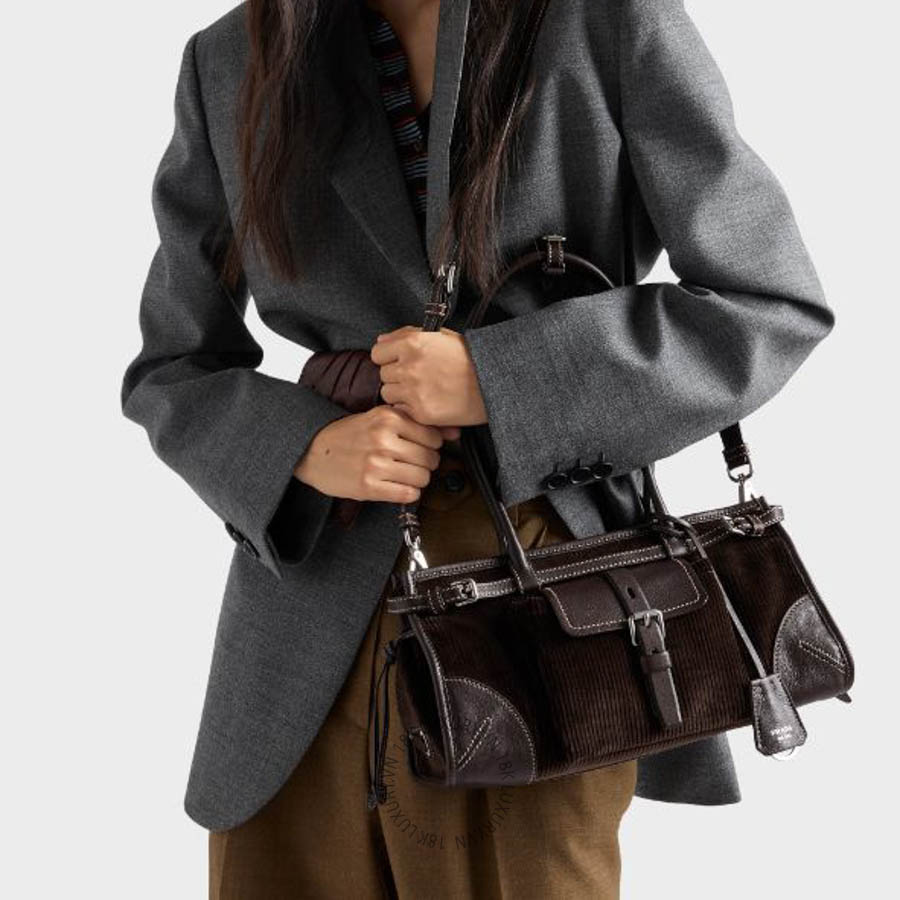 Túi xách đeo chéo Prada Bonnie medium corduroy and leather handbag 1BA426_2ZS3_F0192_V_OTM NTPR036 23 Túi xách đeo chéo Prada Bonnie medium corduroy and leather handbag 1BA426_2ZS3_F0192_V_OTM NTPR036