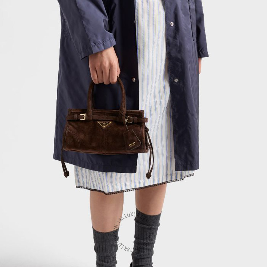 Túi xách đeo chéo Prada Bonnie suede mini handbag 1BA486_2C4S_F0003_V_OOM NTPR043