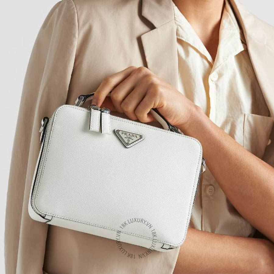 Túi xách đeo chéo Prada Brique medium Saffiano leather 2VH069_9Z2_F0009_V_YMI NTPR296