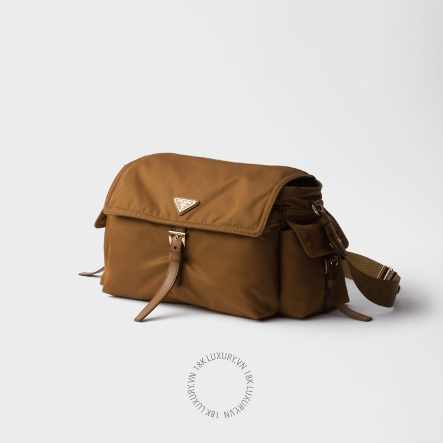 Túi xách đeo chéo Prada Explore large Re-Nylon shoulder bag with flap 1BD391_RDLN_F0134_V_NOO NTPR098
