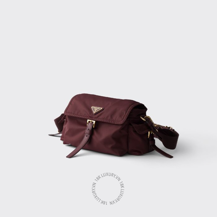 Túi xách đeo chéo Prada Explore medium Re-Nylon shoulder bag with flap 1BD394_RDLN_F0007_V_NOO NTPR094