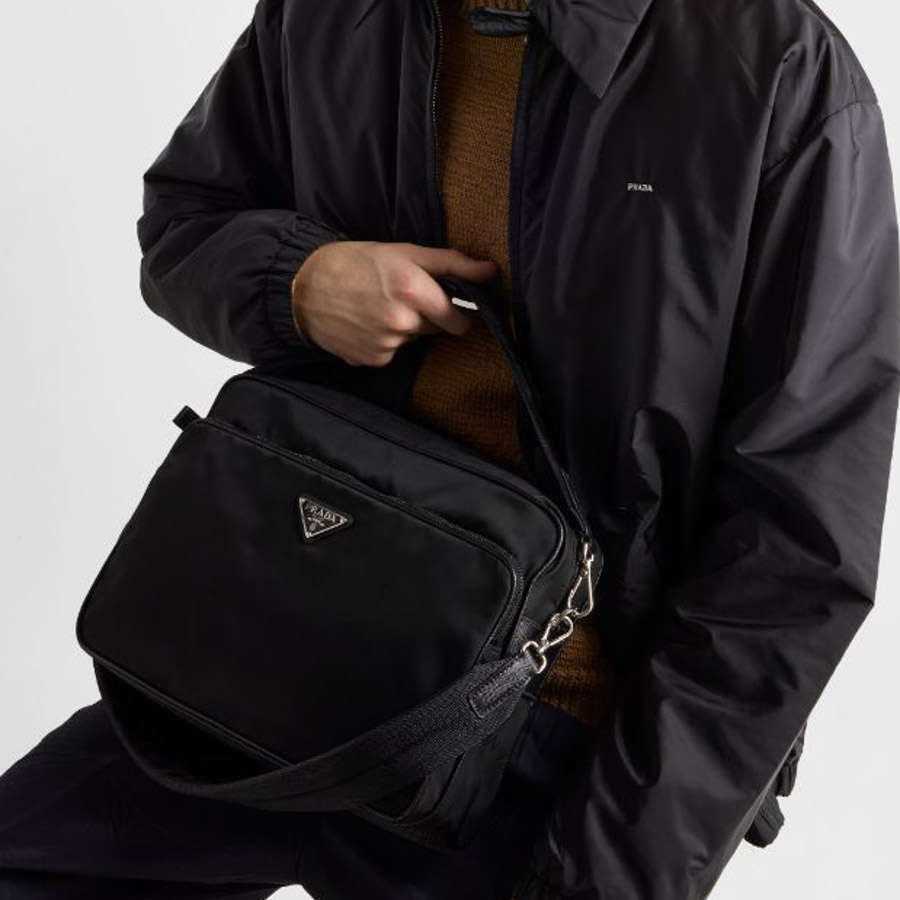 Túi xách đeo chéo Prada Re-Nylon and Saffiano leather shoulder 2VH203_2DMH_F0002_V_OOO NTPR257