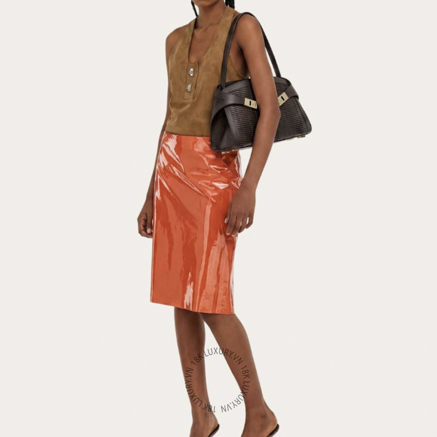 Túi Xách Đeo Chéo Salvatore Ferragamo Hug Soft shoulder bag (M) Testa di Moro 21A674792878 MTRK243