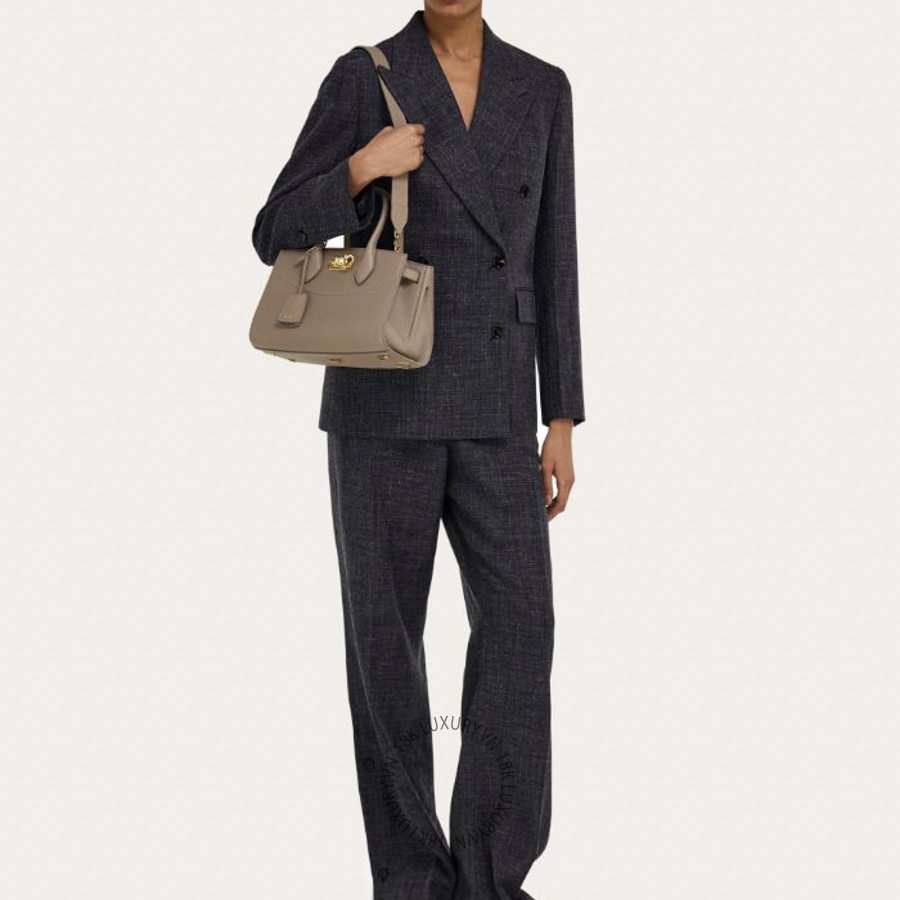 Túi Xách Đeo Chéo Salvatore Ferragamo New Studio Soft bag warm taupe (M) 21A112795210 MTRK147