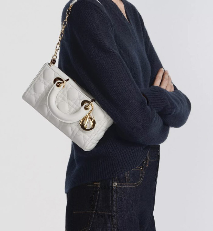Túi Xách Đeo Chéo Small Lady D-Joy Bag M0613ONGE_M030 AMXM234