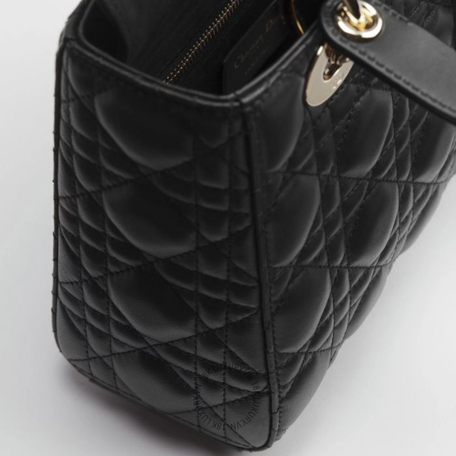 Túi Xách Đeo Chéo Small Lady Dior Bag with Strap M0531OUQA_M900 TTTP009 13 Túi Xách Đeo Chéo Small Lady Dior Bag with Strap M0531OUQA_M900 TTTP009