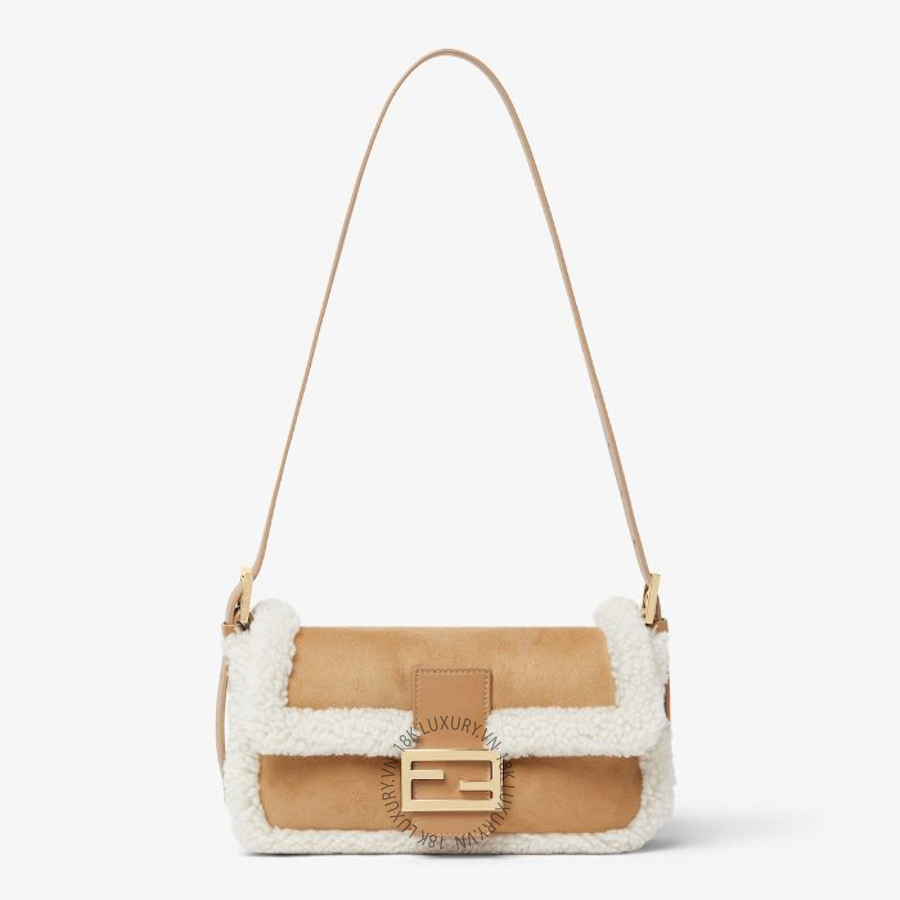 Túi Xách Fendi Baguette 26424 Camel-colored shearling bag 8BR850B1E5F0XT5 FND201