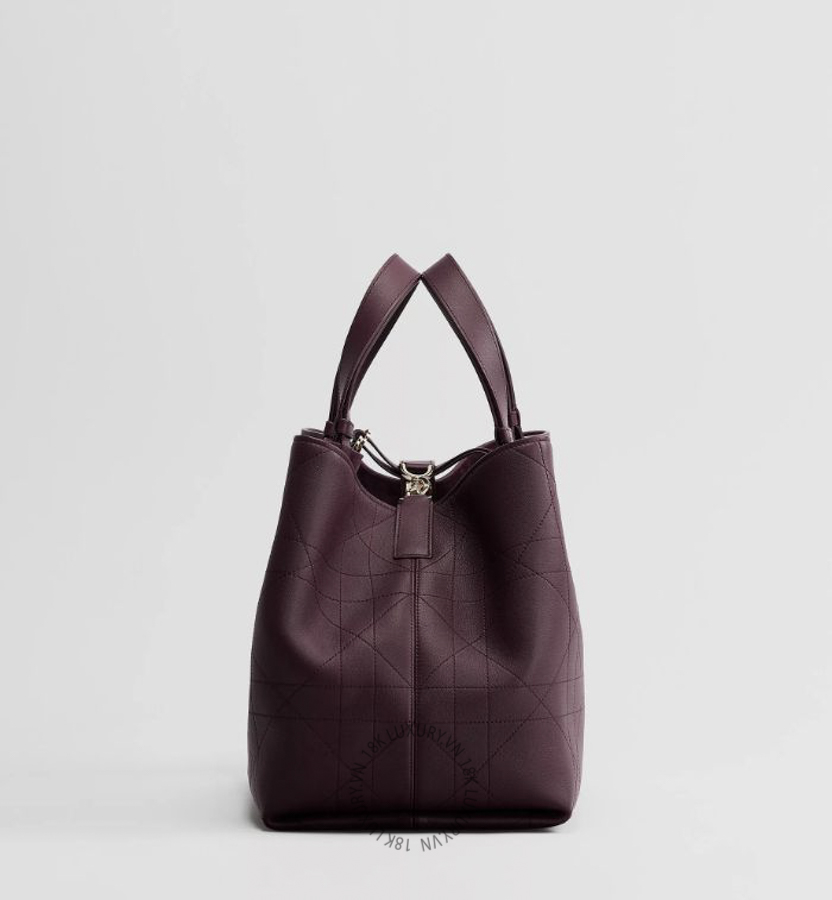 Túi Xách Large Dior Toujours Bag Deep Amaranth Flat Macrocannage Calfskin M2820OHJS_M42R AMXM017