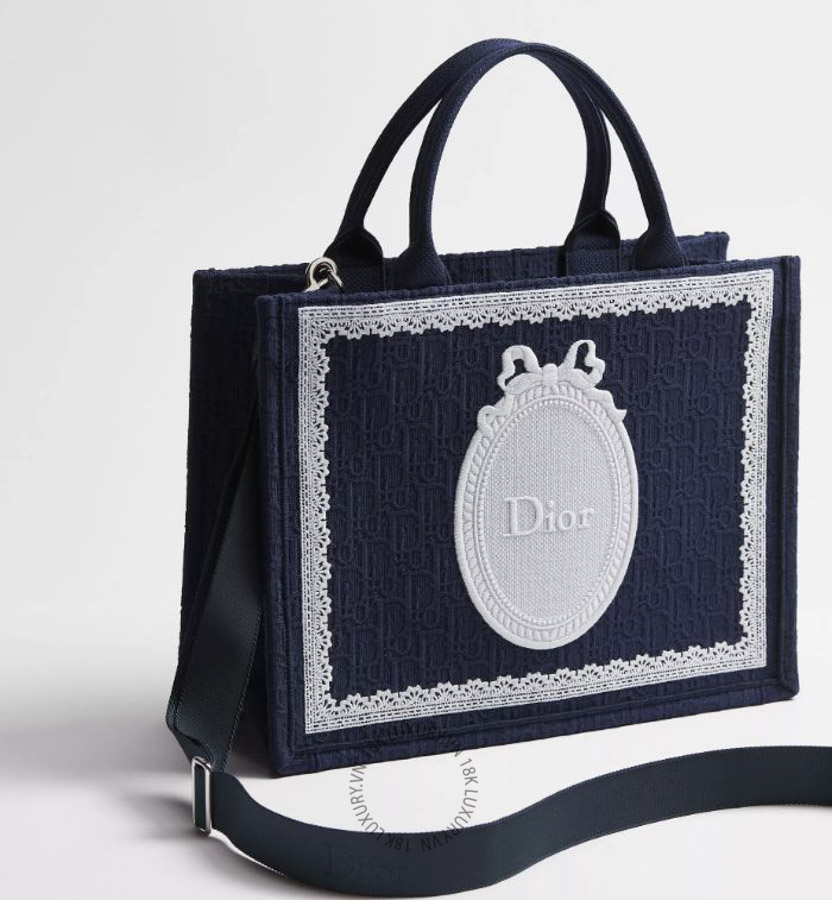 Túi Xách Medium Dior Book Tote with Strap Blue Dior Oblique Embroidery with White Lace and Dior Médaillon M1354PEHS_M928 AMXM077