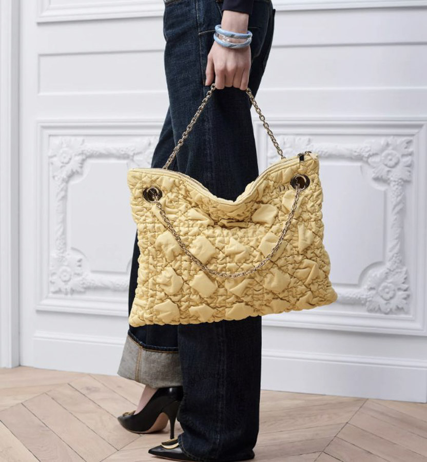 Túi Xách Medium Dior Milly-La-Forêt Light Yellow Puffy Macrocannage Calfskin Bag M1415OUYA_M26Y AMXM084