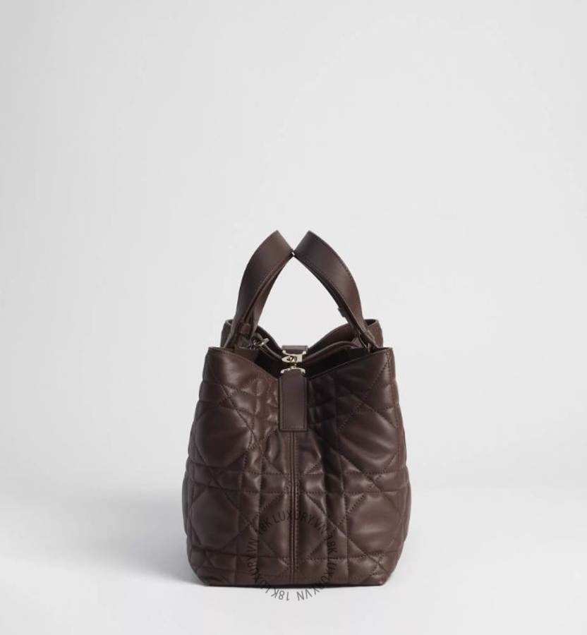 Túi Xách Medium Dior Toujours Bag Chocolate Macrocannage Calfskin M2821OSNW_M66M AMXM019